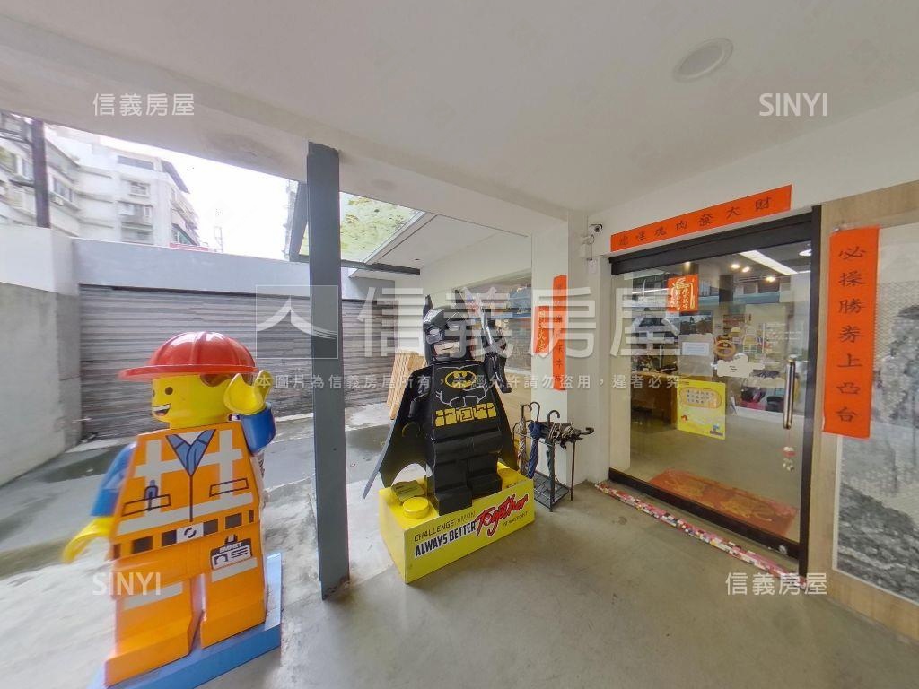 東區面寬旗艦金店房屋室內格局與周邊環境