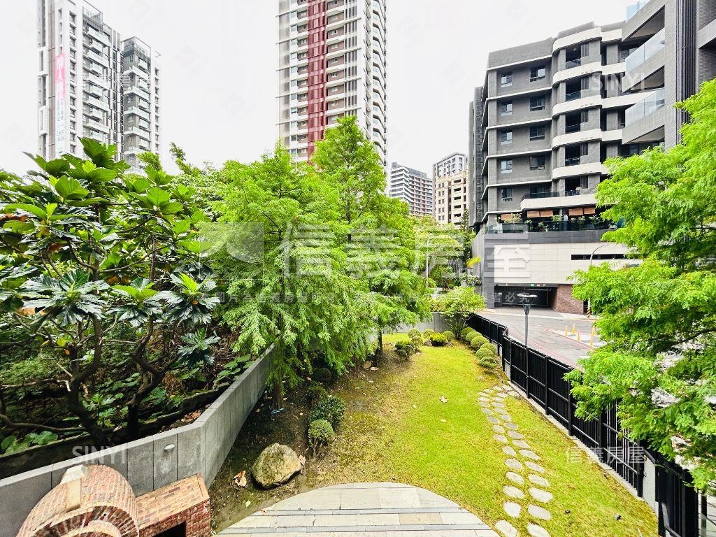 海頓優雅景觀如畫房屋室內格局與周邊環境
