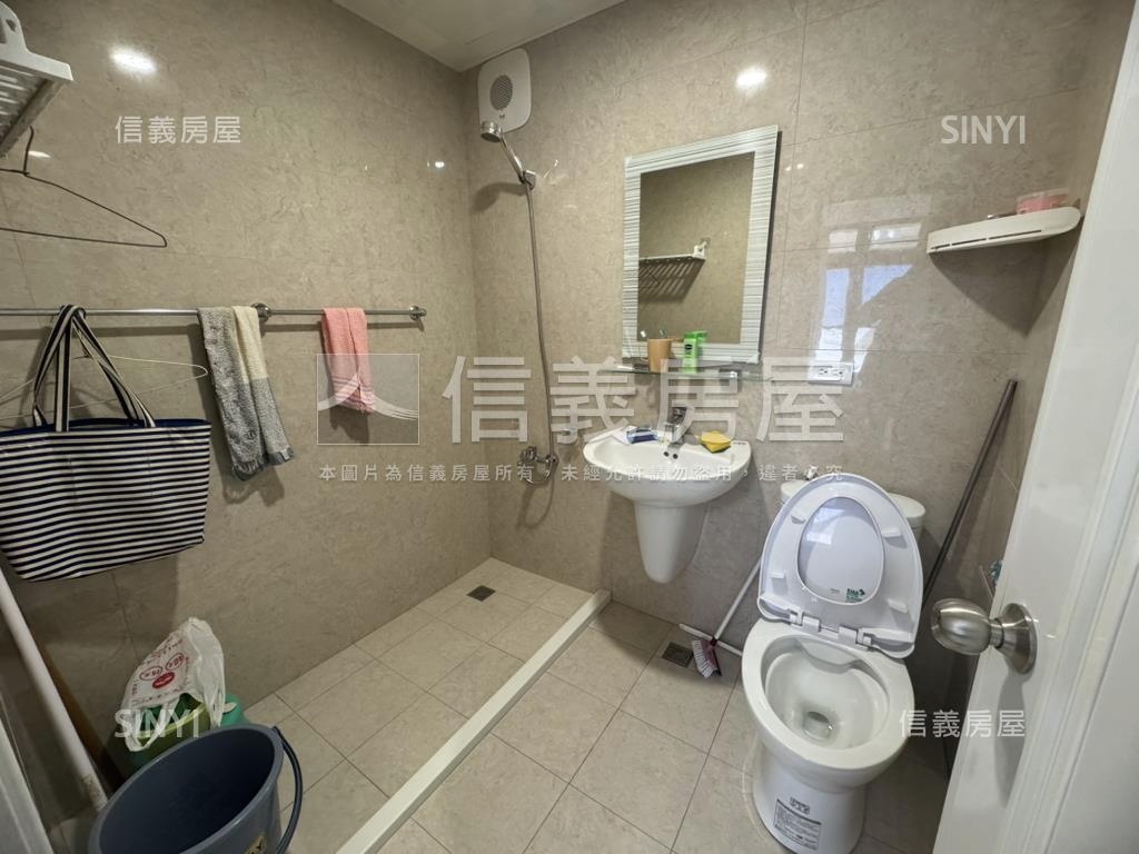 朝南採光優美３房房屋室內格局與周邊環境