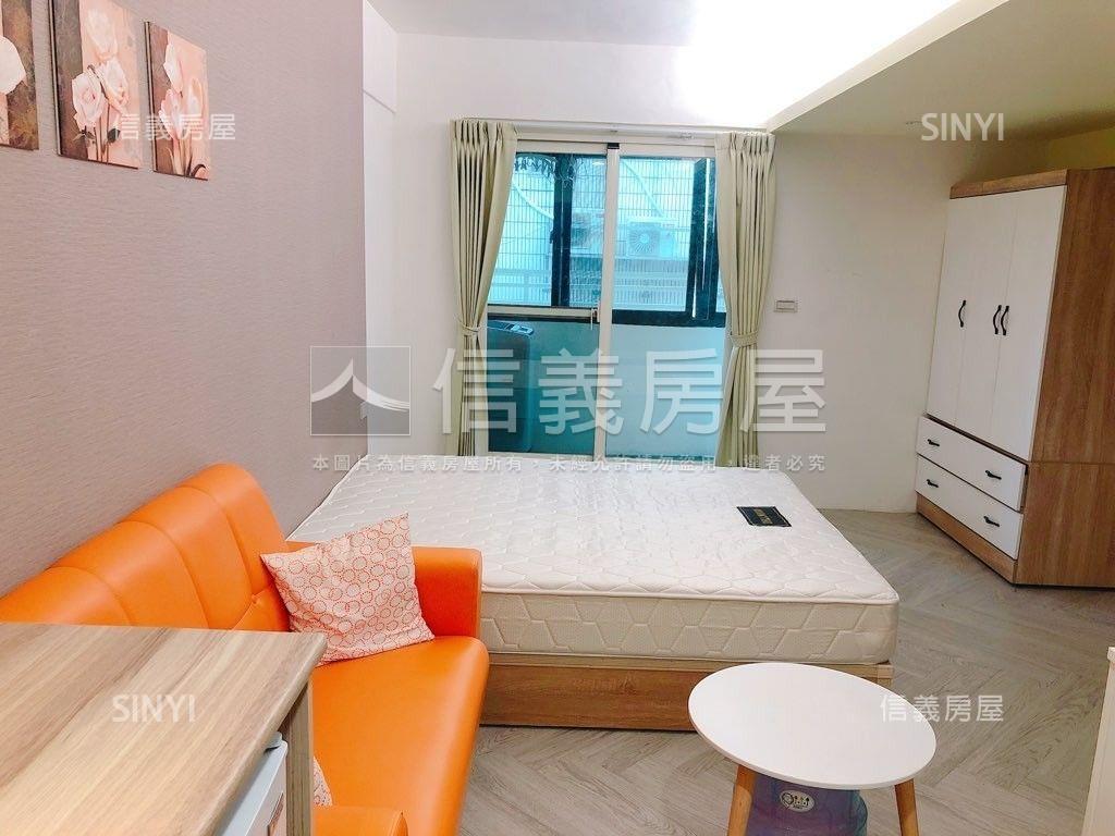 近市民廣場次頂樓電梯華廈房屋室內格局與周邊環境