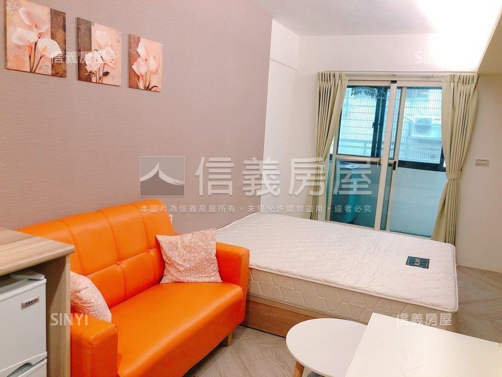 近市民廣場次頂樓電梯華廈房屋室內格局與周邊環境