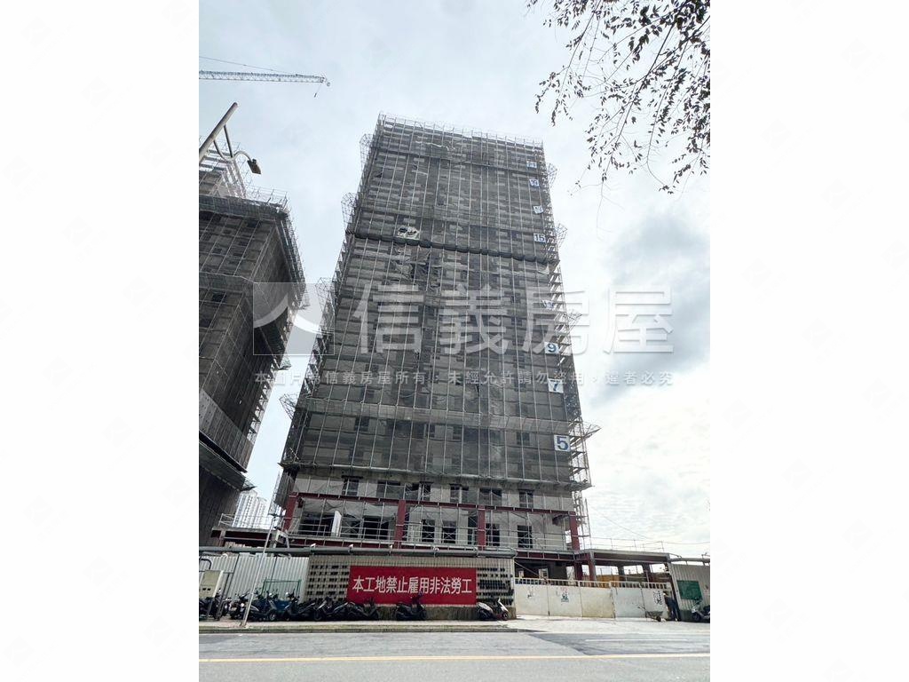 大亮波波高樓帶車位房屋室內格局與周邊環境