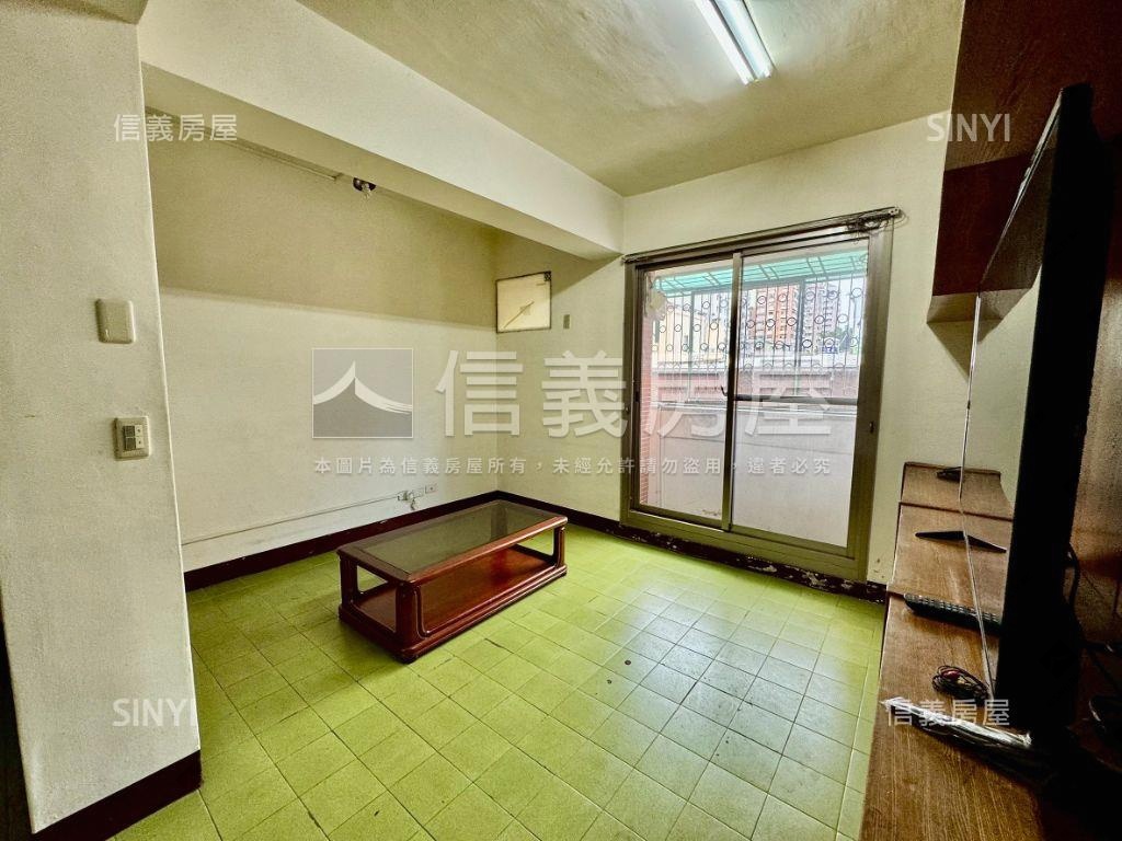 採光好三樓公寓免等垃圾車房屋室內格局與周邊環境