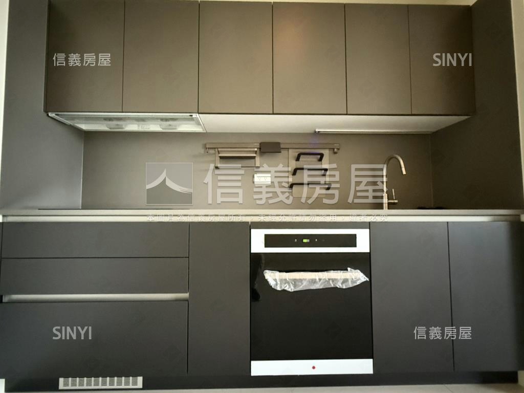 坤悅君匯兩房車位房屋室內格局與周邊環境