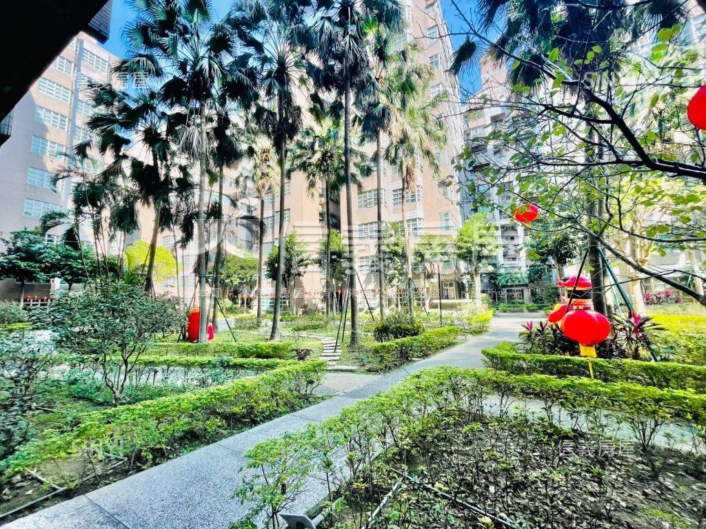 雙和新城次頂樓精美三房房屋室內格局與周邊環境