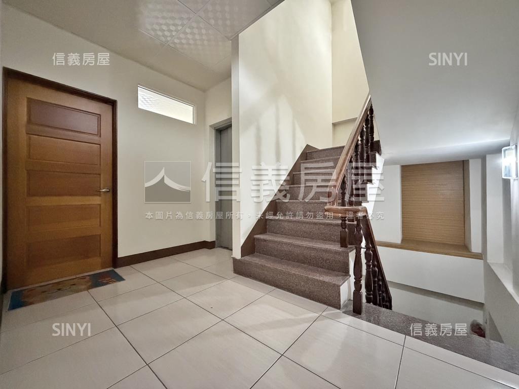 近未來黃線｜三角窗店宿房屋室內格局與周邊環境