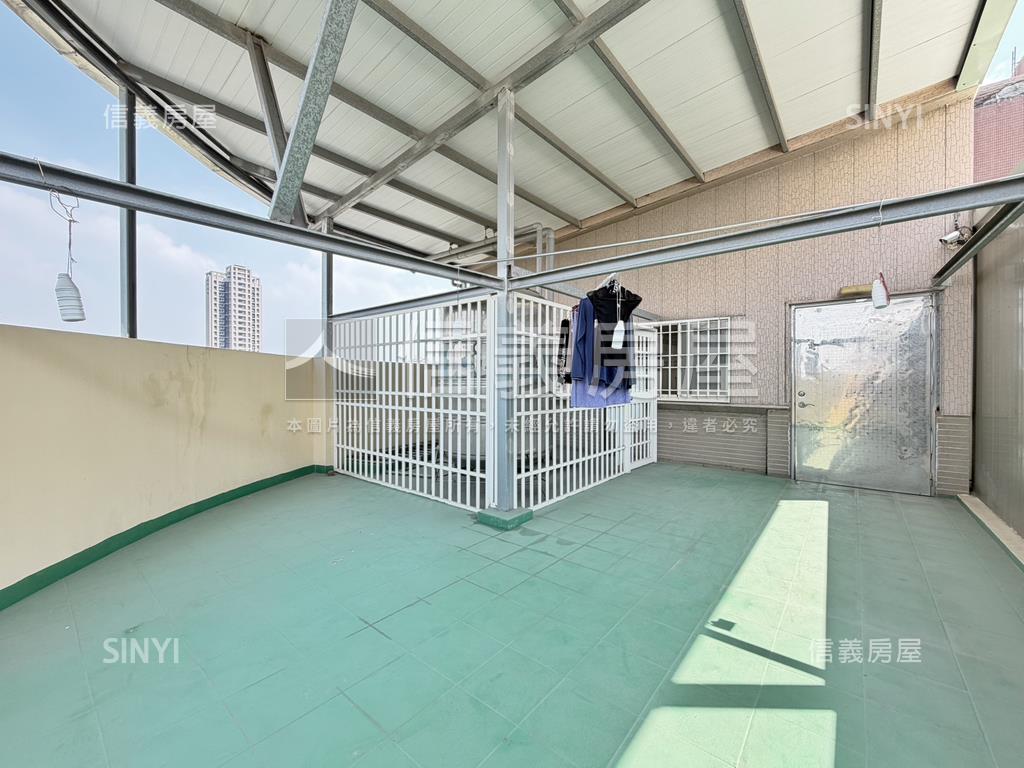 近未來黃線｜三角窗店宿房屋室內格局與周邊環境