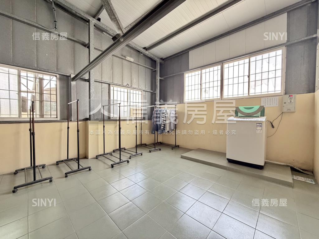 近未來黃線｜三角窗店宿房屋室內格局與周邊環境