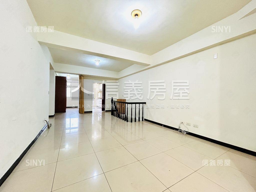 星雲捷運住店辦大１樓房屋室內格局與周邊環境