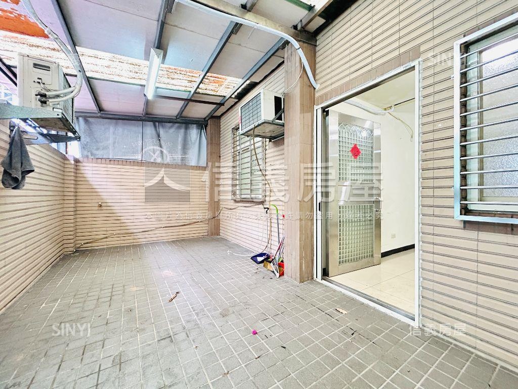 星雲捷運住店辦大１樓房屋室內格局與周邊環境