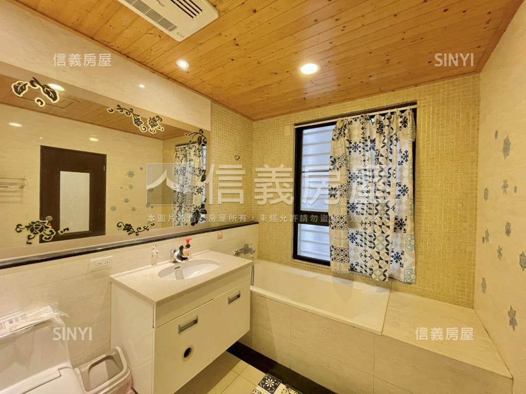 商６０安西面寬傳統雙車墅房屋室內格局與周邊環境
