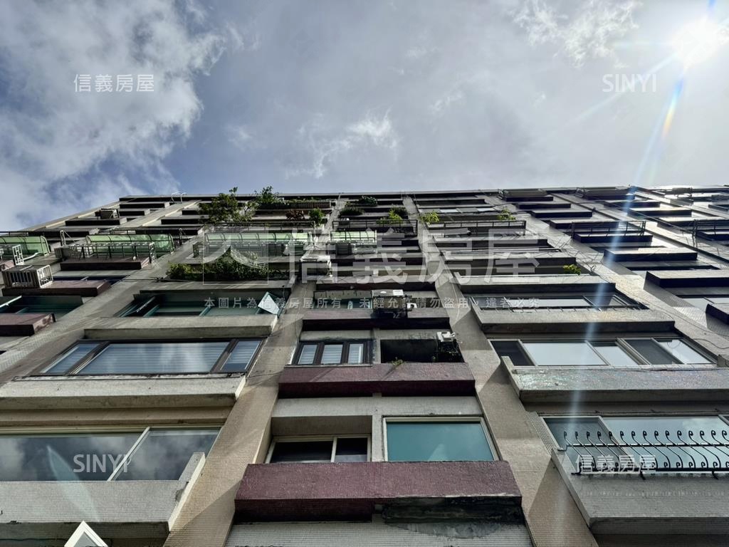 仁愛林園正面林蔭景觀房屋室內格局與周邊環境
