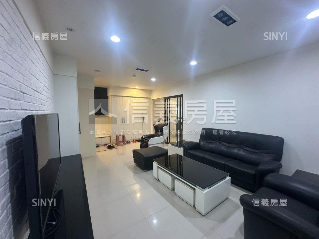 近捷運電梯大樓舒適大空間房屋室內格局與周邊環境