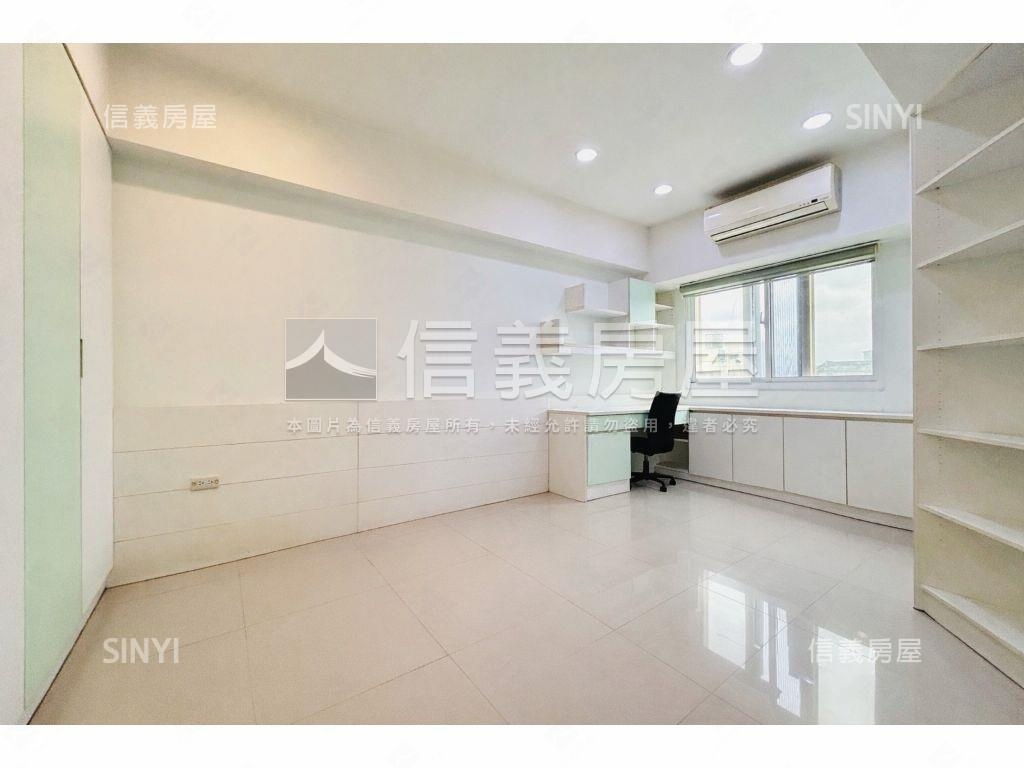 近捷運電梯大樓舒適大空間房屋室內格局與周邊環境