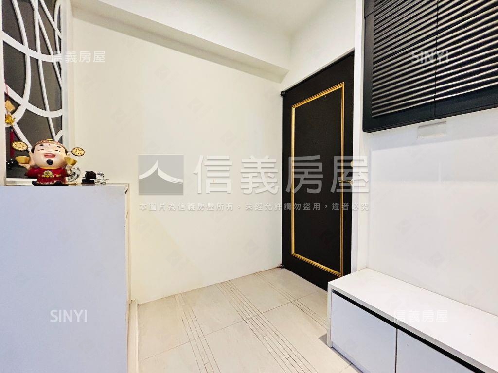 近捷運電梯大樓舒適大空間房屋室內格局與周邊環境