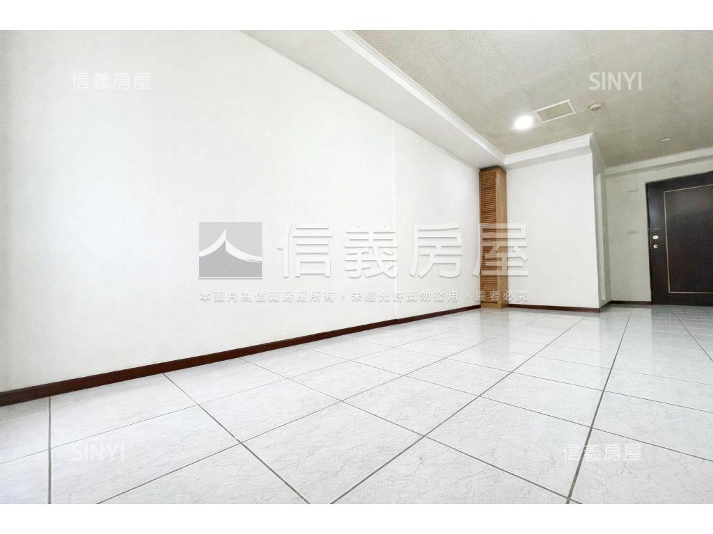 中國醫首購首選附車位讚房屋室內格局與周邊環境