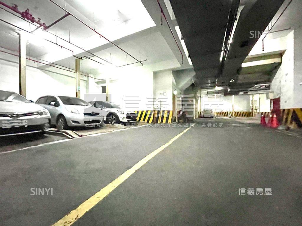 中國醫首購首選附車位讚房屋室內格局與周邊環境