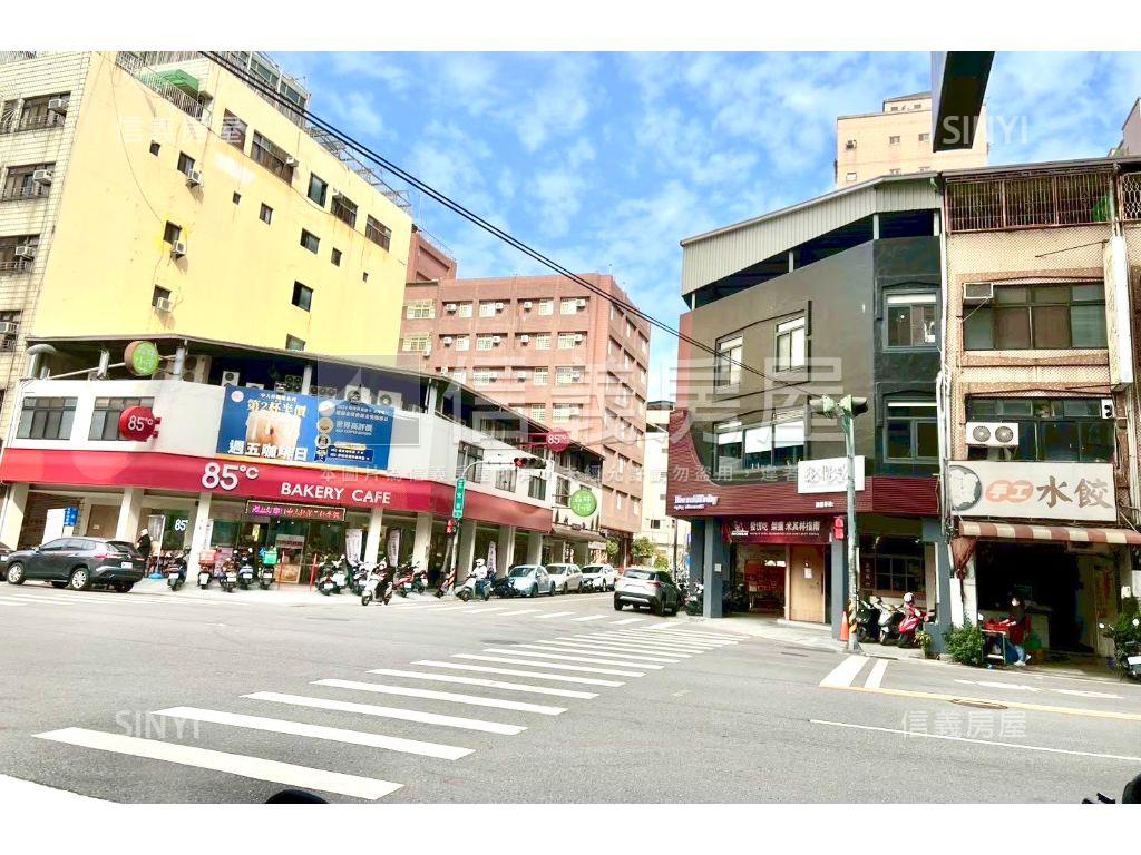 中國醫首購首選附車位讚房屋室內格局與周邊環境