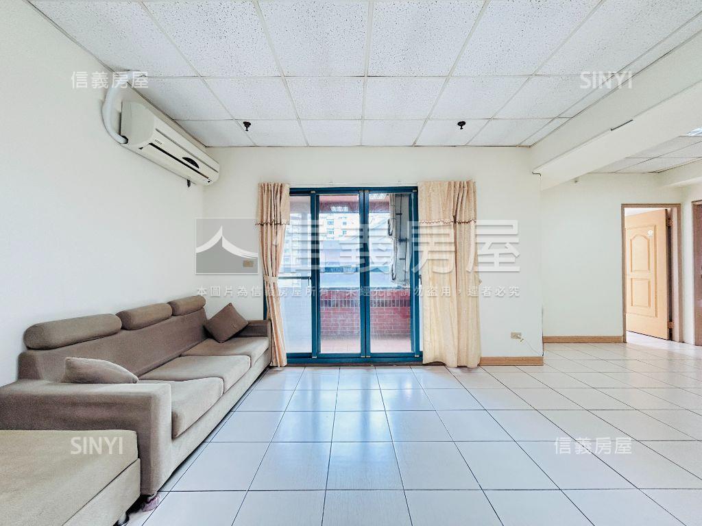 藝文巴黎富邑三房車位房屋室內格局與周邊環境