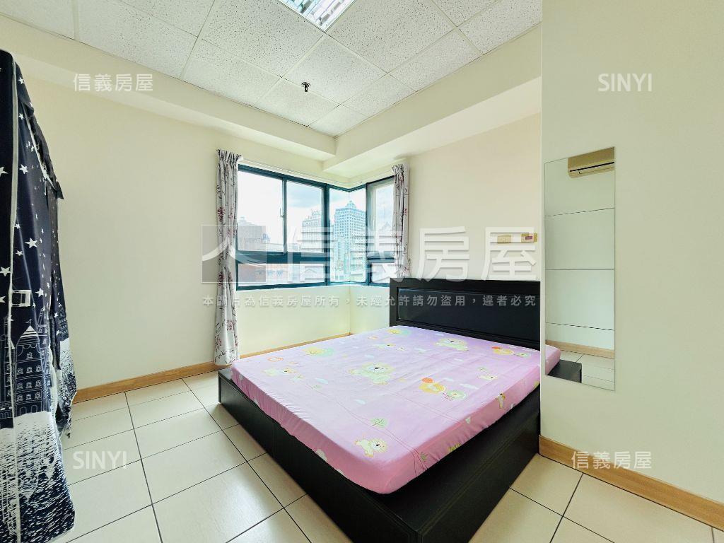 藝文巴黎富邑三房車位房屋室內格局與周邊環境