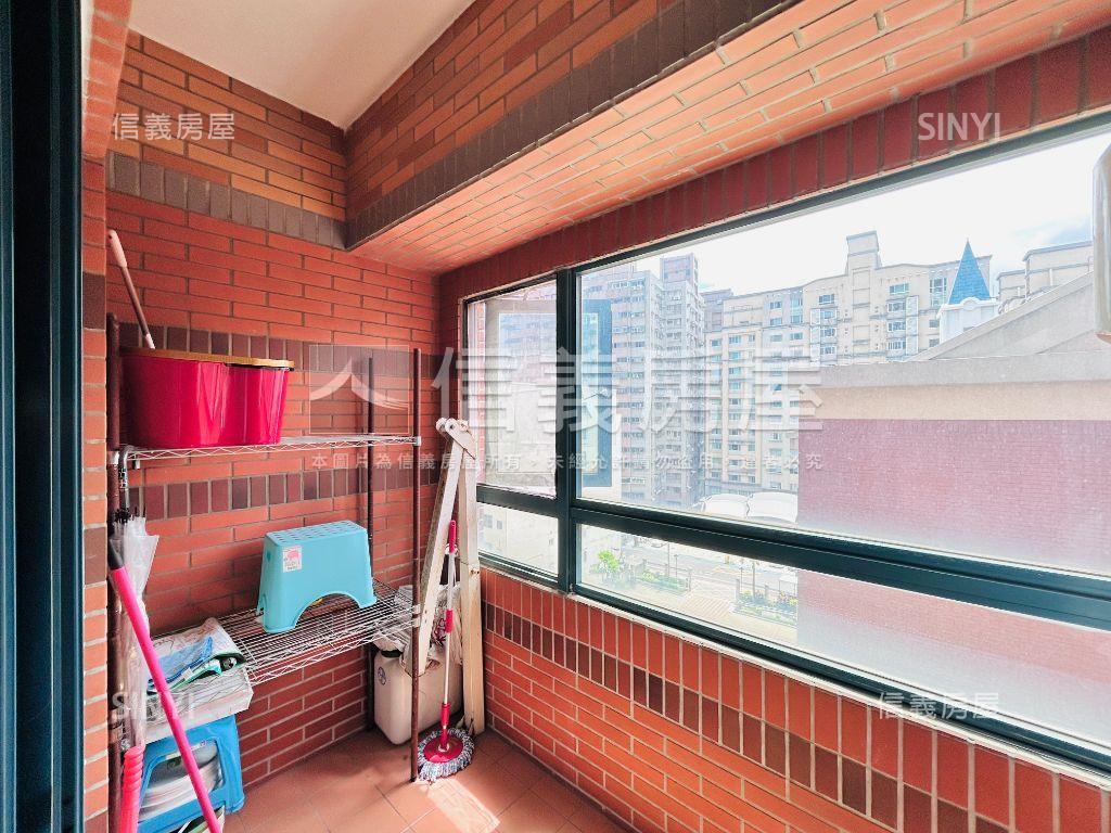 藝文巴黎富邑三房車位房屋室內格局與周邊環境