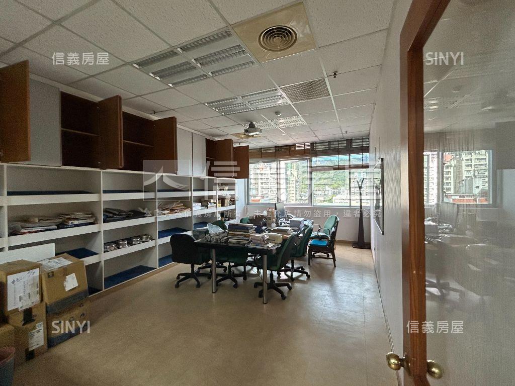 內科遠雄捷運辦公房屋室內格局與周邊環境