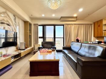 高大邊間雙衛浴開窗平車