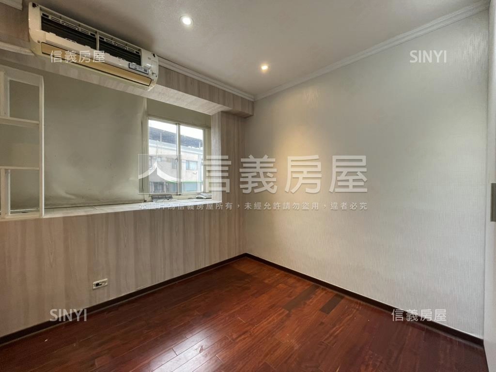 氣派非凡伯爵樓中樓房屋室內格局與周邊環境