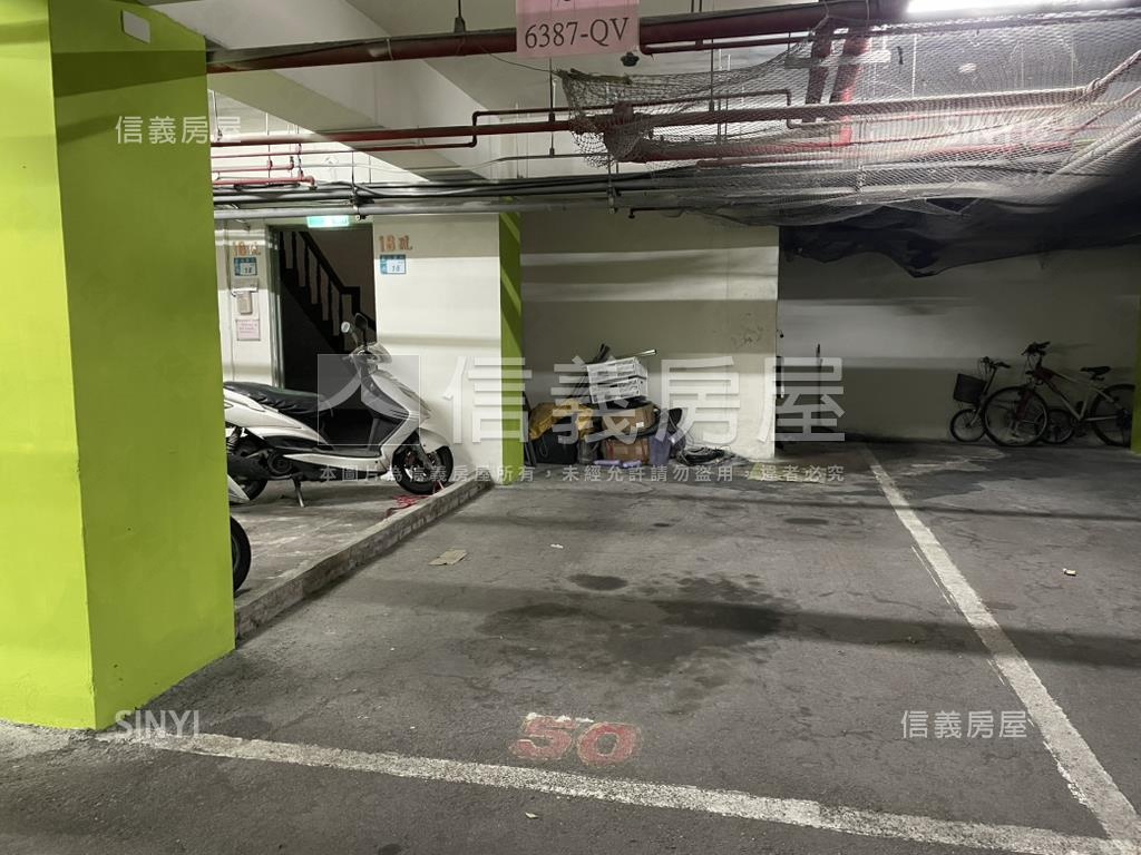 氣派非凡伯爵樓中樓房屋室內格局與周邊環境