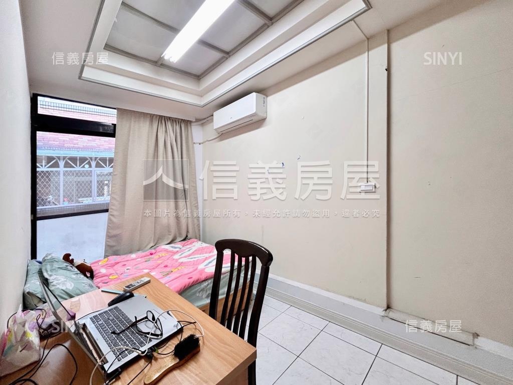 拎包即入住三房美公寓房屋室內格局與周邊環境