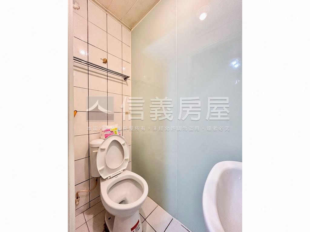 拎包即入住三房美公寓房屋室內格局與周邊環境