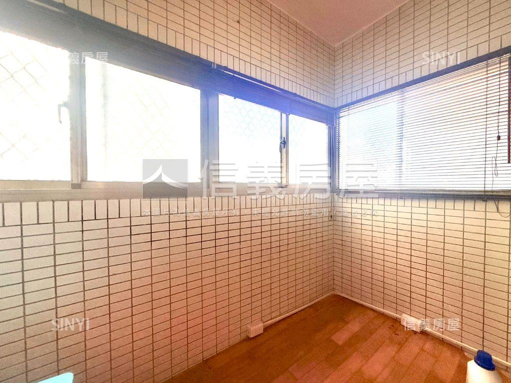 竹圍台北ＧＯＧＯ稀有釋出房屋室內格局與周邊環境