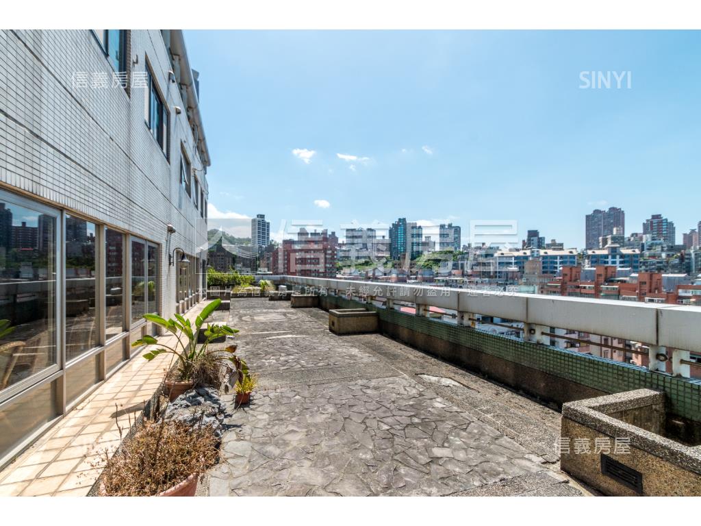 竹圍台北ＧＯＧＯ稀有釋出房屋室內格局與周邊環境