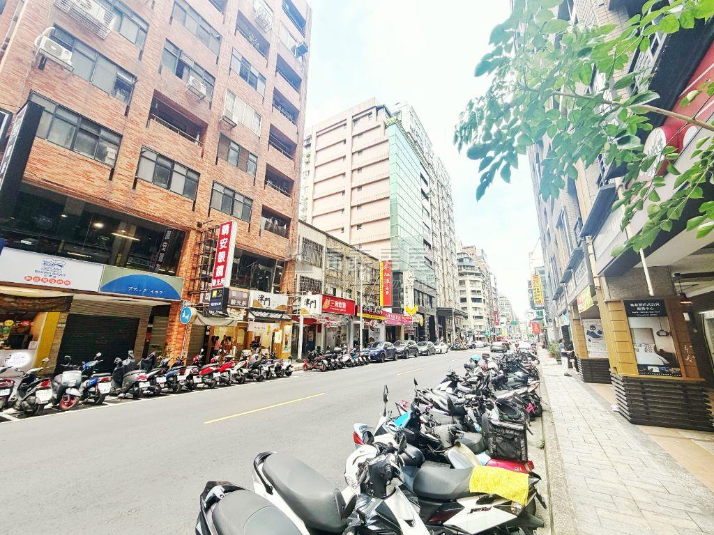 基泰之星高樓面寬採光精品房屋室內格局與周邊環境