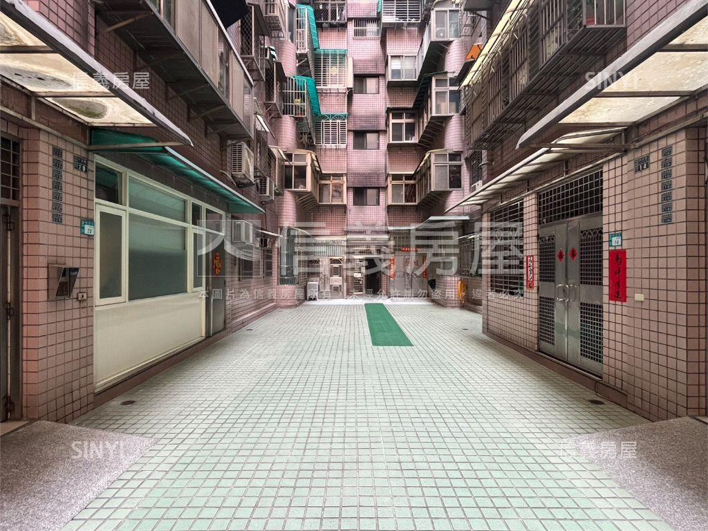 欣象城市稀有電梯大３房房屋室內格局與周邊環境