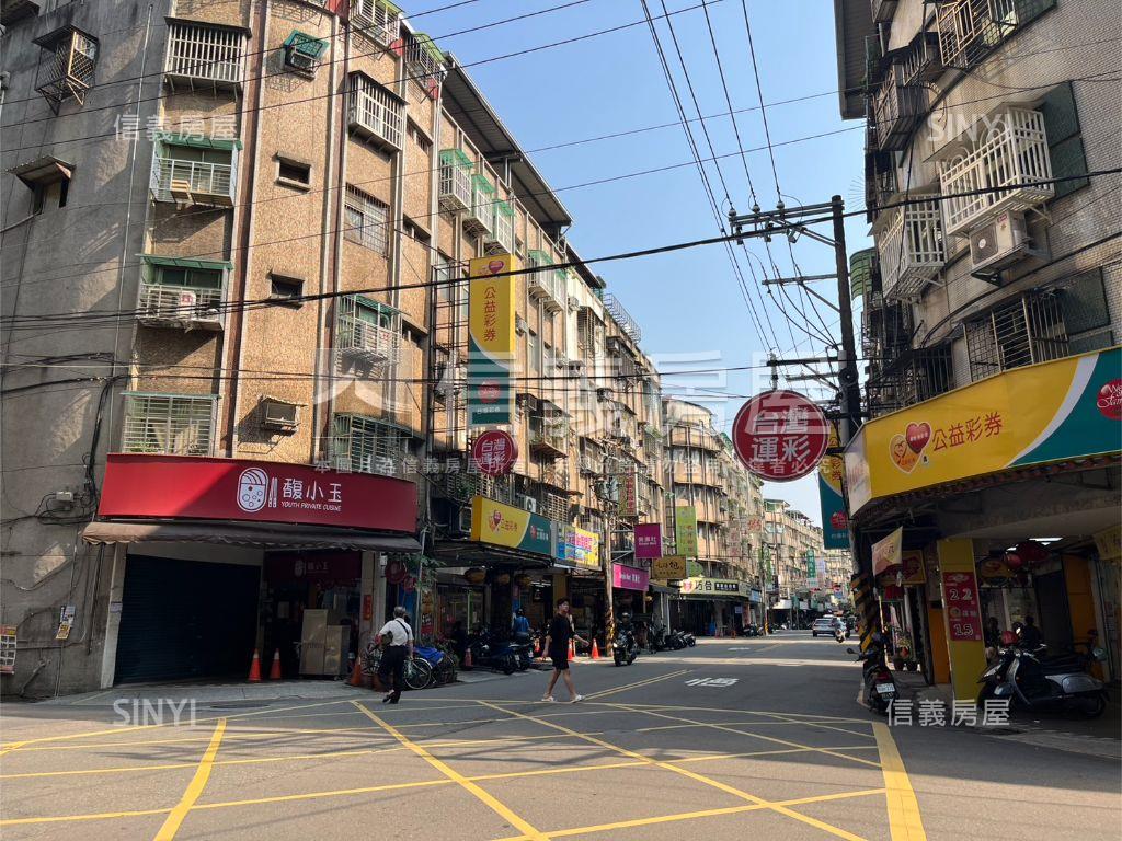欣象城市稀有電梯大３房房屋室內格局與周邊環境