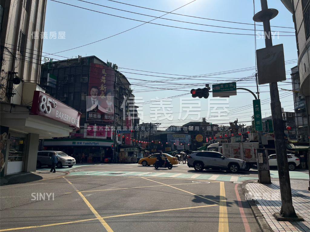 欣象城市稀有電梯大３房房屋室內格局與周邊環境