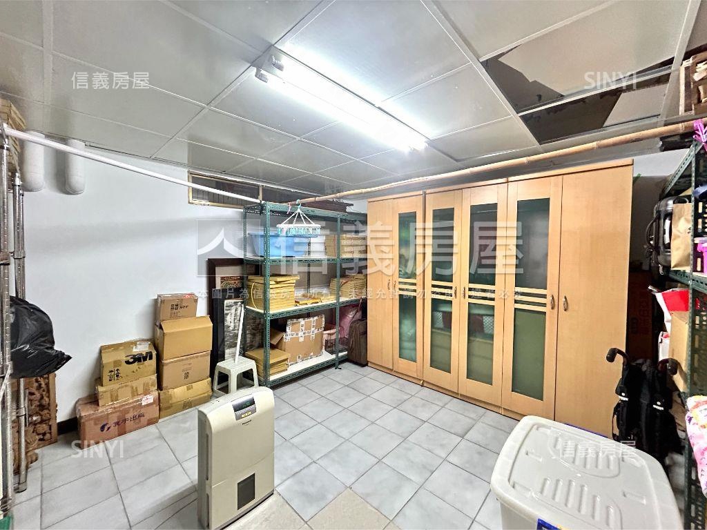 中正大三房庭院一樓房屋室內格局與周邊環境