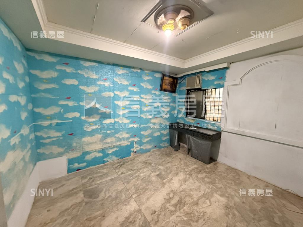 鳳吉一街稀有一樓房屋室內格局與周邊環境