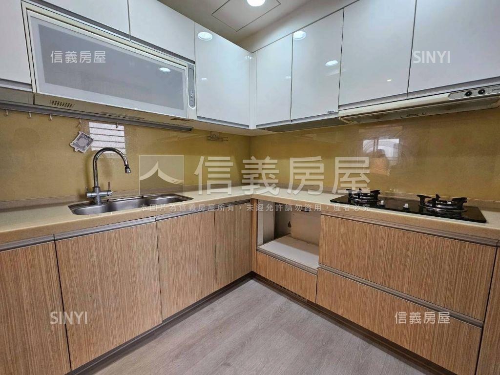國聚之丘三房平面車位房屋室內格局與周邊環境