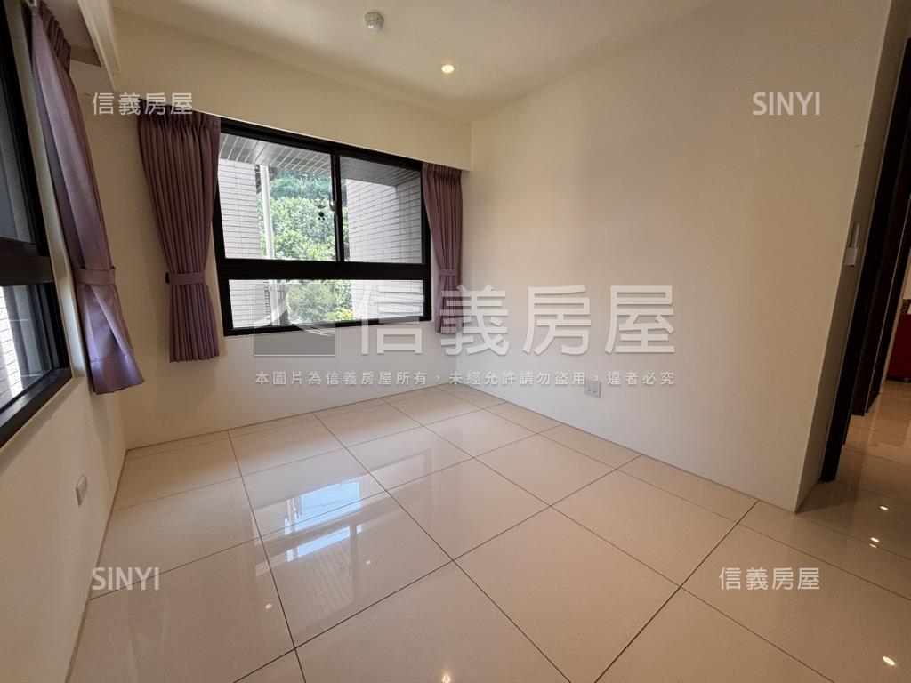 美麗山林幽美綠景三房房屋室內格局與周邊環境