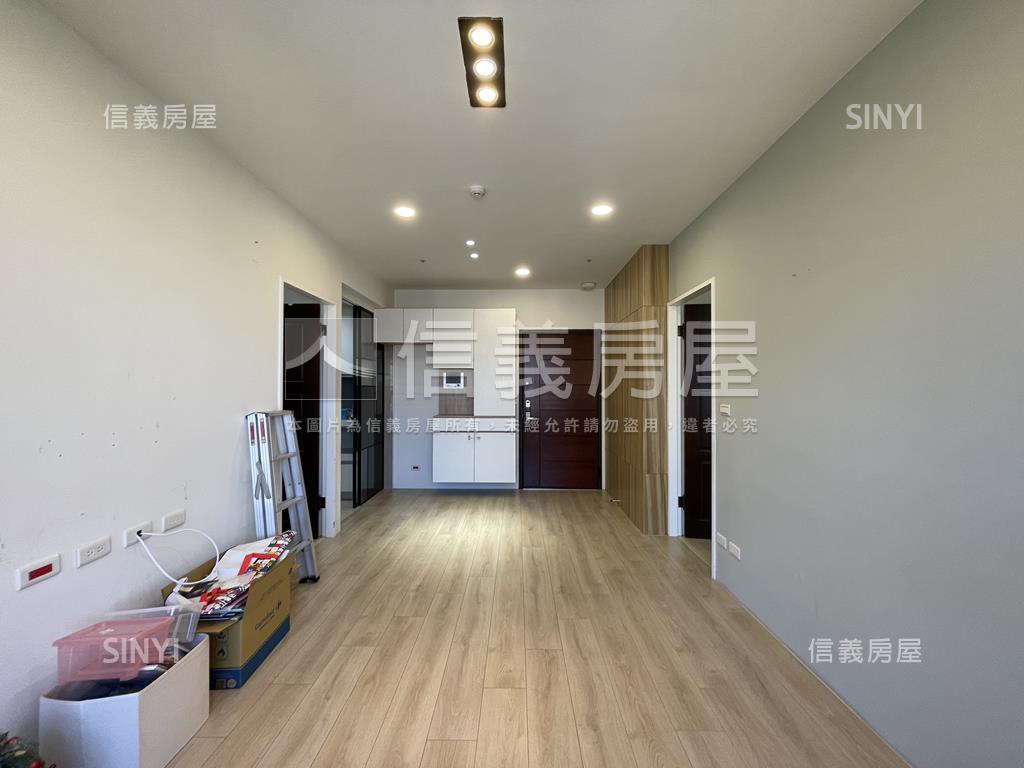 正中正路凰璽溫馨２房車位房屋室內格局與周邊環境