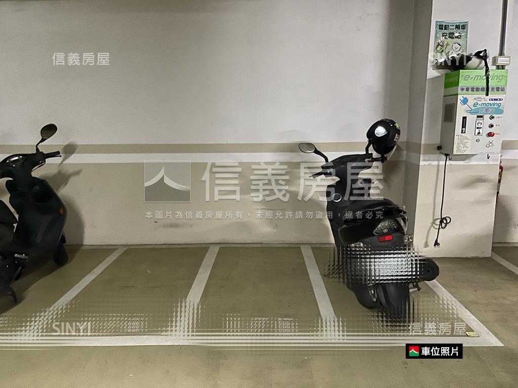 正中正路凰璽溫馨２房車位房屋室內格局與周邊環境