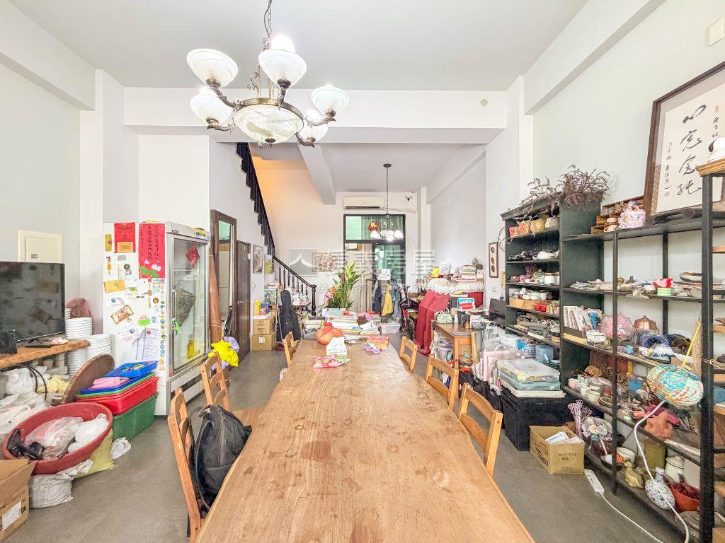 ＬＭ燈會街路面透天房屋室內格局與周邊環境