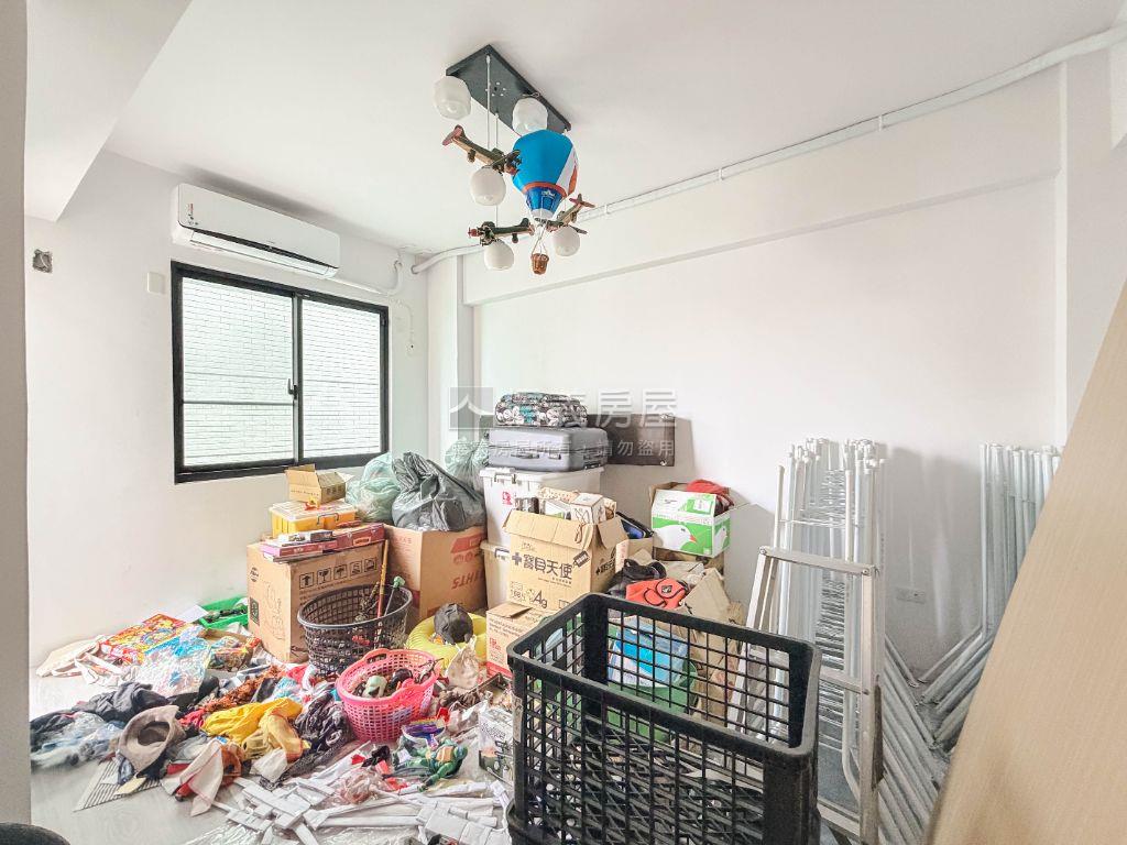 ＬＭ燈會街路面透天房屋室內格局與周邊環境
