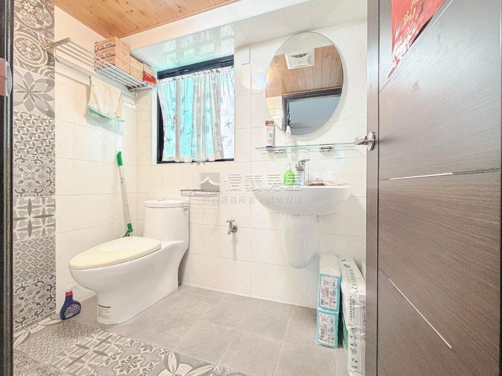 ＬＭ燈會街路面透天房屋室內格局與周邊環境