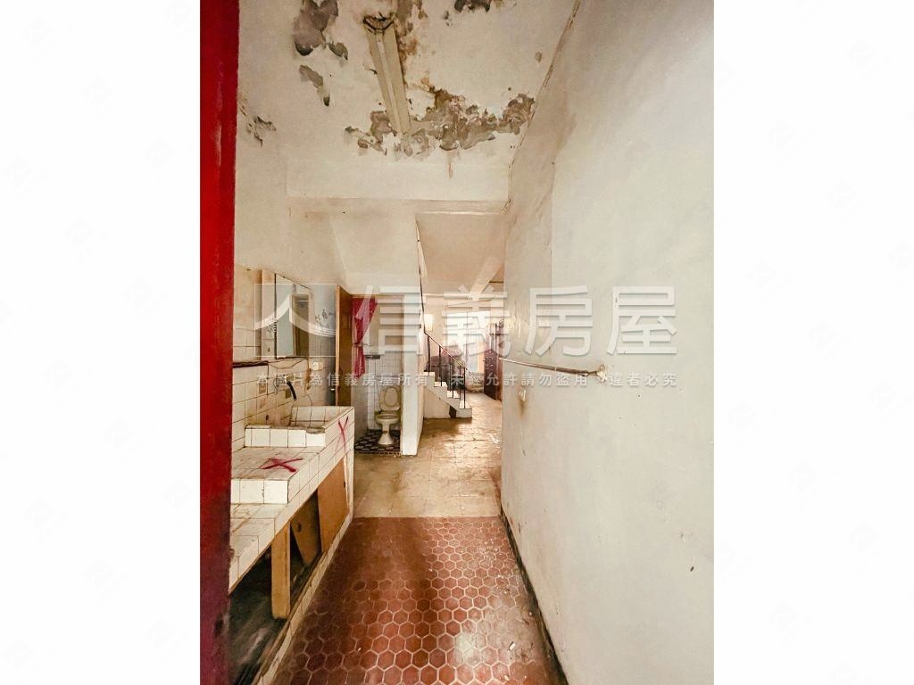 太平活路．孝親透天房屋室內格局與周邊環境