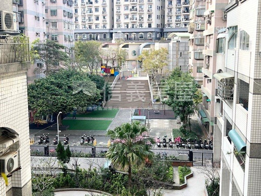 台北花城綠意三房車位房屋室內格局與周邊環境
