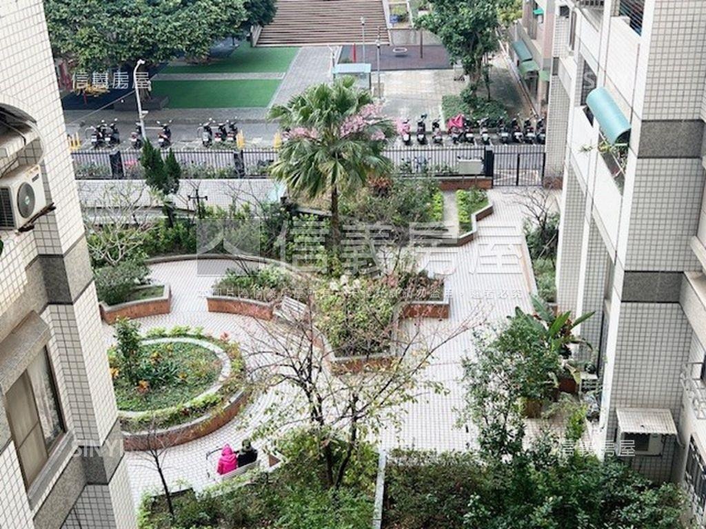 台北花城綠意三房車位房屋室內格局與周邊環境