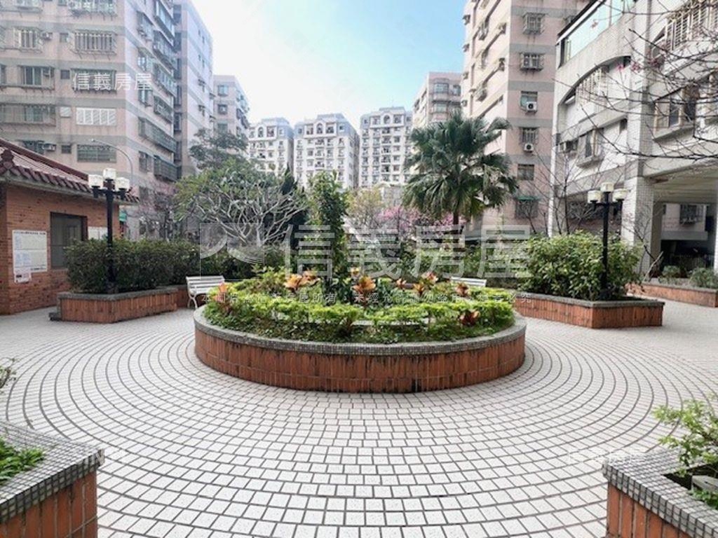 台北花城綠意三房車位房屋室內格局與周邊環境